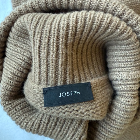 Joseph Tan Turtleneck Sweater - Picture 5 of 5